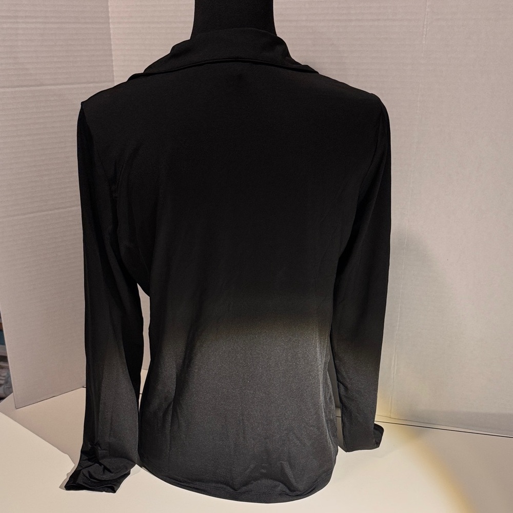 Golftini ⛳️ Black Women's Long-Sleeve Zip Collar Top - Picture 3 of 5